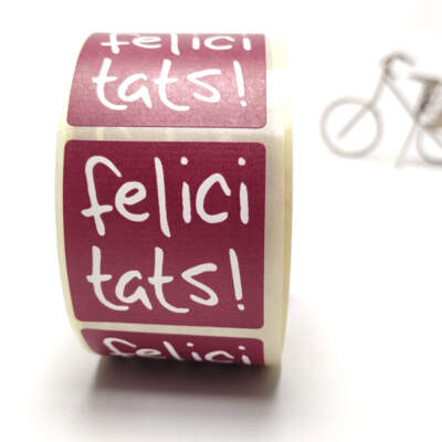 Etiqueta Adhesiva "Felicitats" Català. Burdeus (500u.)