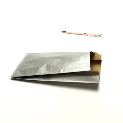 Sobre Paper Kraft Verjurat amb lateral de 12+5X24 Color Plata (250u.)